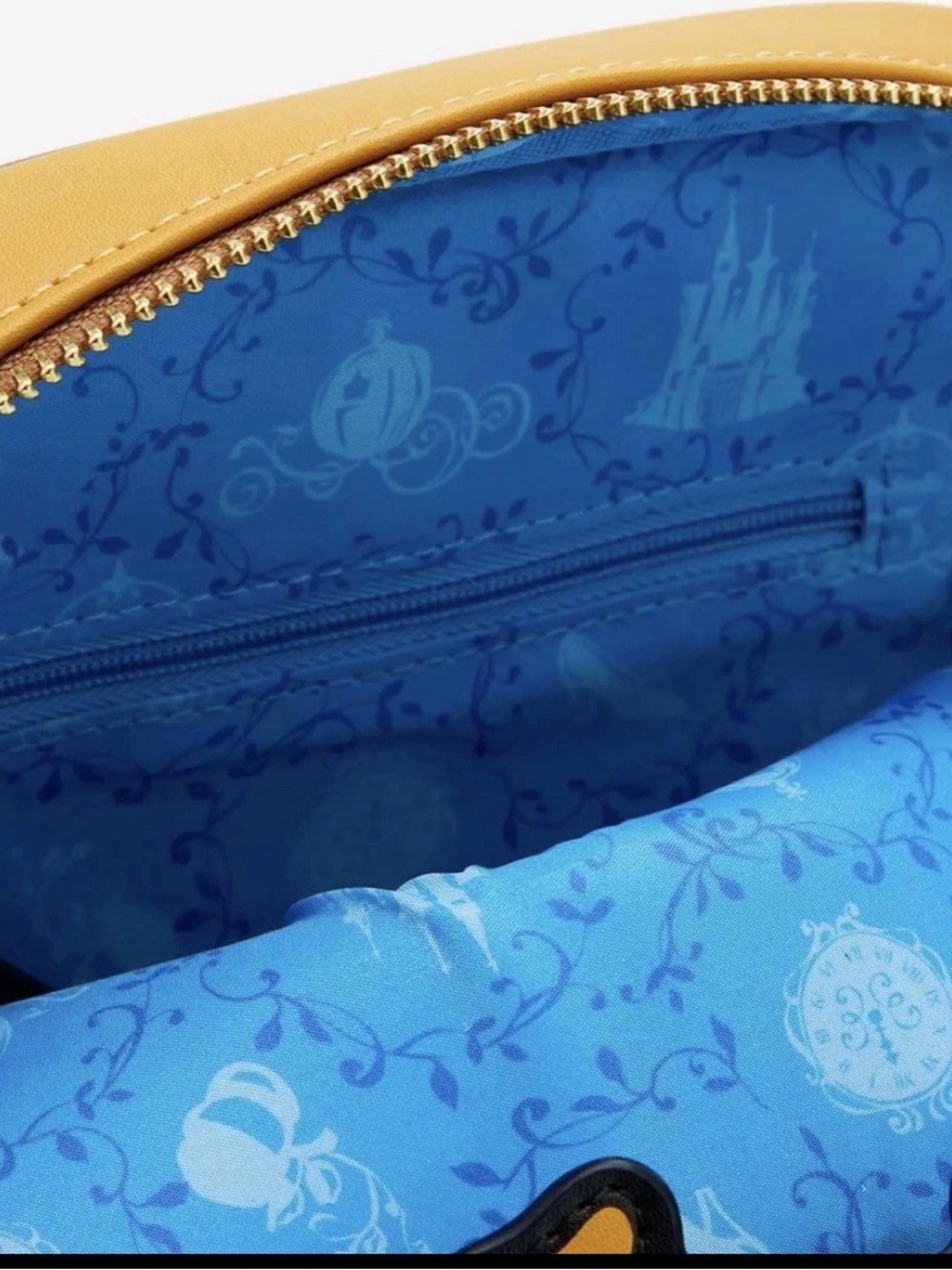 NEW Loungefly Disney Cinderella 75th Anniversary Crossbody Bag Gus Crossbuddies - Picture 6 of 6